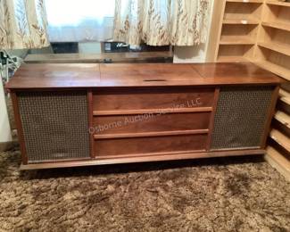 MCM stereo console