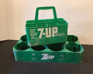 7 Up bottle carriers