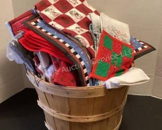 Christmas linens
