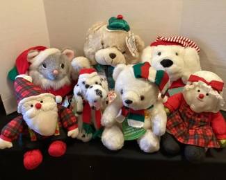 Lots of plush animals to choose from