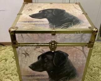 Lab chest/trunk