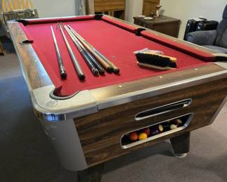 Valley Pool Table with Accessories