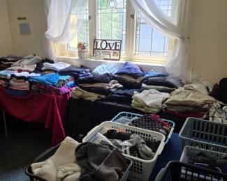 Men's & Women's Clothing