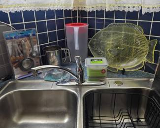 Assorted Kitchen Supplies!