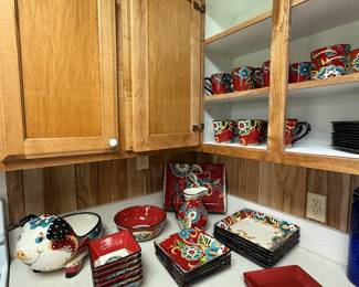 Dinnerware set