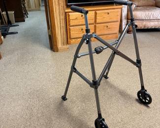 Fold up walker