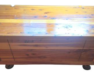auctioncompanykc.com