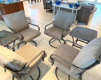 Outdoor seating -- swivel cushion chairs, 2 side tables, no rust!