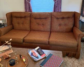 Couch / $40