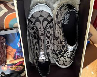 Coach shoes, size 8, like new