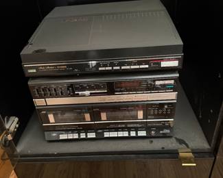 Stereo system record player included