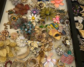 VINTAGE JEWELRY