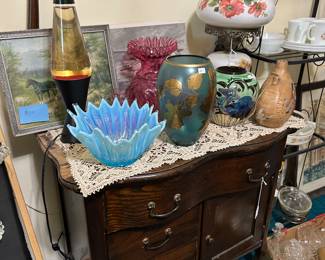 ANTIQUE WASH STAND