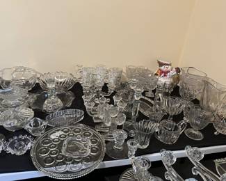 24' OF CLEAR GLASS/CRYSTAL