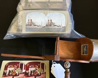 STEREOSCOPE WITH OVER 100 STEREOSCOPIC CARDS
