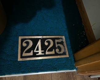 ADDRESS PLAQUE 2425