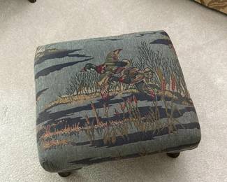 Mallard foot stool