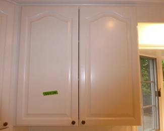 See prices & more info, copy & paste link below:
https://beforeudemo.com/sales-event/hinsdale-house-kitchen-bath-rehab-sale/
