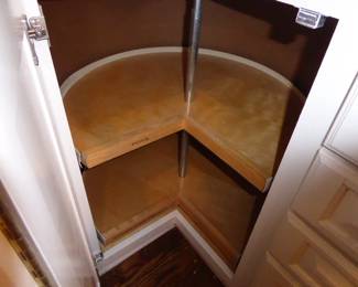 See prices & more info, copy & paste link below:
https://beforeudemo.com/sales-event/hinsdale-house-kitchen-bath-rehab-sale/