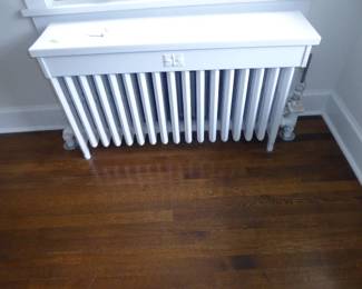 See prices & more info, copy & paste link below:
https://beforeudemo.com/sales-event/hinsdale-house-kitchen-bath-rehab-sale/