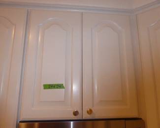 See prices & more info, copy & paste link below:
https://beforeudemo.com/sales-event/hinsdale-house-kitchen-bath-rehab-sale/