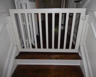 See prices & more info, copy & paste link below:
https://beforeudemo.com/sales-event/hinsdale-house-kitchen-bath-rehab-sale/