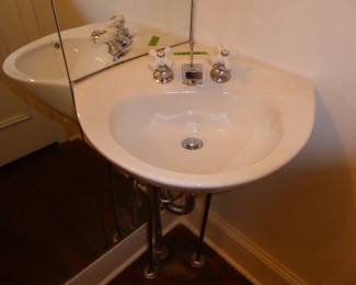 See prices & more info, copy & paste link below:
https://beforeudemo.com/sales-event/hinsdale-house-kitchen-bath-rehab-sale/