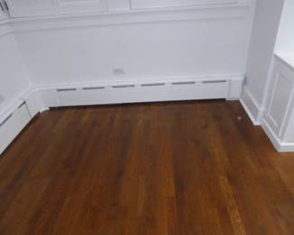 See prices & more info, copy & paste link below:
https://beforeudemo.com/sales-event/hinsdale-house-kitchen-bath-rehab-sale/