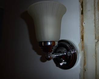 See prices & more info, copy & paste link below:
https://beforeudemo.com/sales-event/hinsdale-house-kitchen-bath-rehab-sale/