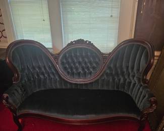 Victorian sofa, almost perfect condition