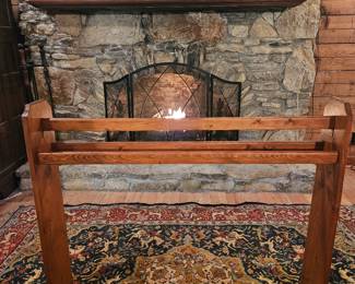 Quilt Rack
42.5 Width
$25