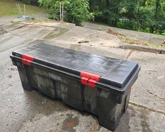 Rubbermaid 5 Foot Toolbox $80