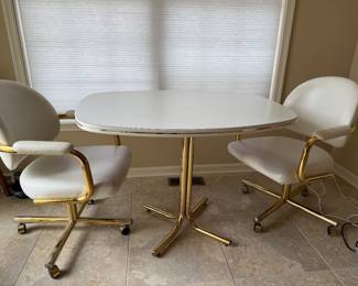 Kitchen table w/2 chairs