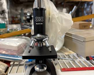 Microscope
