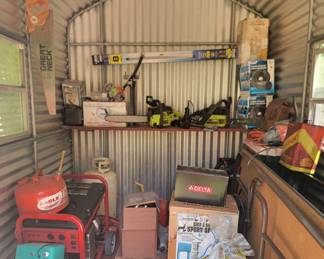 More Photos including this Shed coming on Tuesday Evening so please check back,
