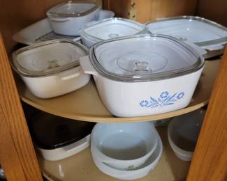 Pyres Blue Cornflower and Pyrex Glass Bake Green Daisies