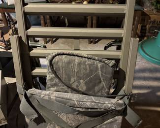 Tree stand