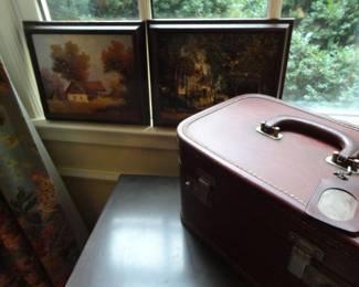 Vintage Luggage/Art Art and more Art everywhere!