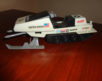 Polar Battle Bear Skimobile (1983)