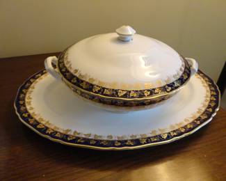 Royal Worcester Arundel Gold Leaf Blue Bone China