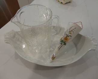 Why are these small wall hangers called wall pockets? Around the 17th century they became popular for holding plants, candles,matches and pipes.