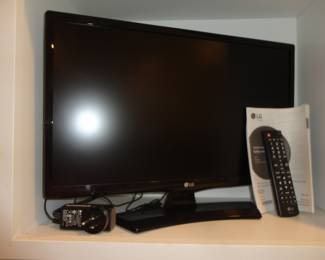 22" LG TV