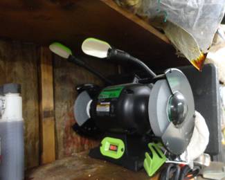 Kawasaki Bench Grinder 6" (has 2 lamps)