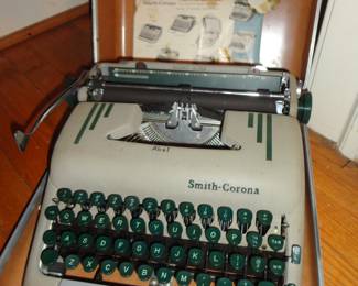Smith Corona Silent Super Typewriter (1960's)