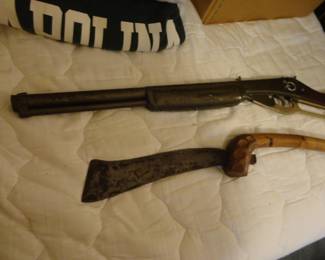 Vintage Daisy 660 Toy Gun (not in great shape)/Antique Philippines Panabas Blade