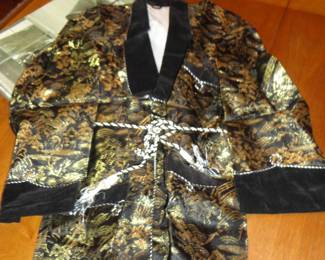 Smoking Jacket (Womens Large)