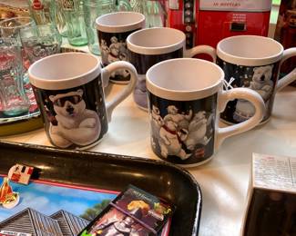 Coca Cola mugs (5)
