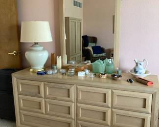 Thomasville Dresser with detachable mirror, Table lamp, Accessories