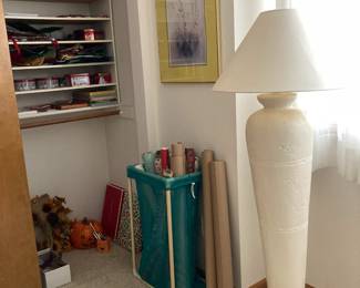 Gift wrapping supplies, Floor Lamp