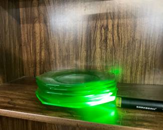 Green Uranium Glass Plates